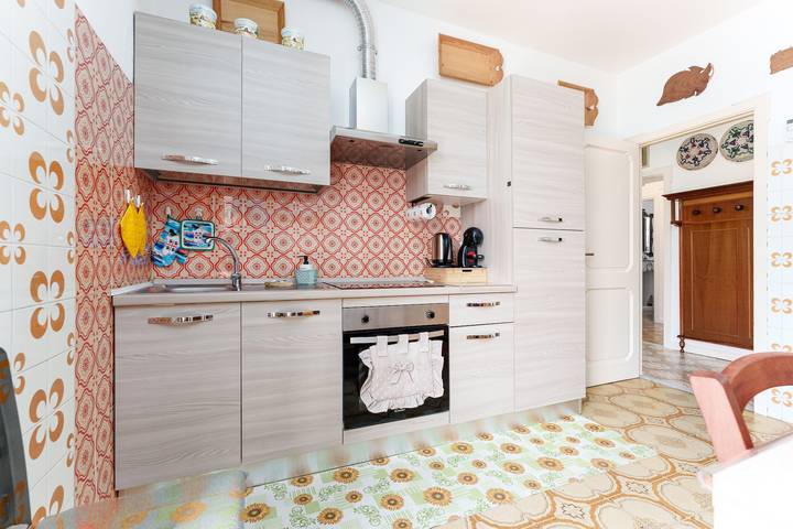 Maison de vacances 'Rachele' avec vue sur les montagnes, Wi-Fi et climatisation in Dorgali, Golfe d'Orosei