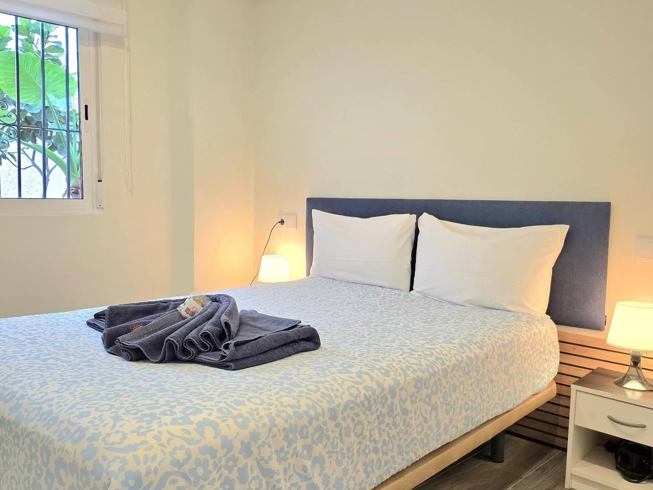 Ganze Ferienwohnung, Modernes 3Sz Apartment in Torremolinos Zentrum, Torremolinos