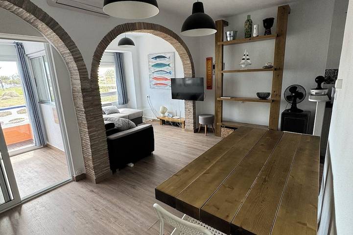 Apartamento de vacaciones para 4 personas, con balcón y jardín - 1