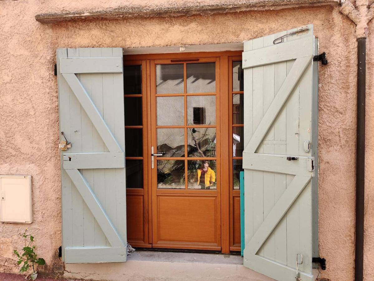 Appartement entier, One-Bedroom Apartment in La Valette-du-Var, Côte méditerranéenne (France)