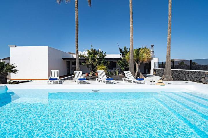 Cabaña para 8 personas, con jardín en San Bartolomé