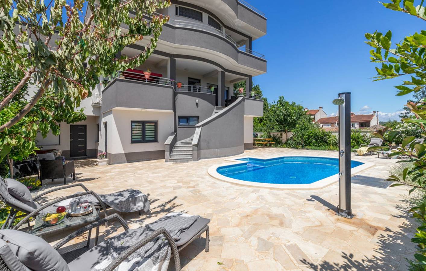 Ganze Wohnung, 1-Zimmer-Ferienwohnung mit Terrasse Pula A-23595-c in Pula-Medulin, Pula