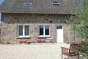 Gîte pour 4 personnes, avec jacuzzi à Mantilly