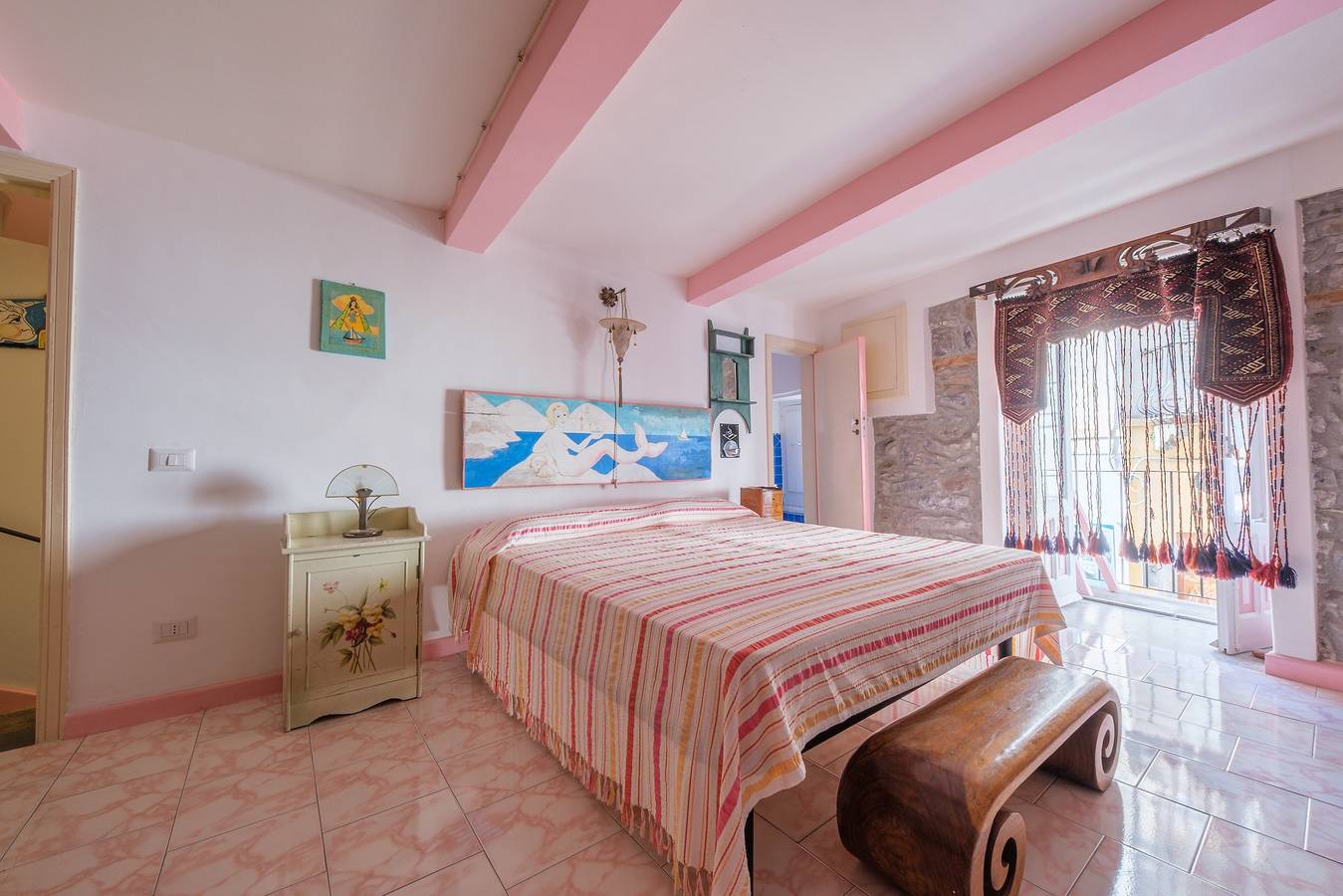 Habitación 'Rosa' con terraza compartida, Wi-Fi y aire acondicionado in Lipari (pueblo), Lipari