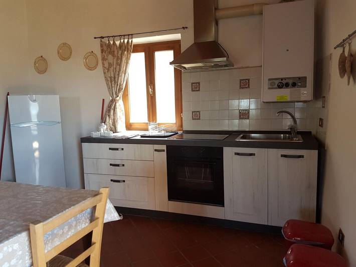 Location de vacances pour 6 personnes, avec jardin ainsi que piscine et terrasse, animaux acceptés à Volterra - 3