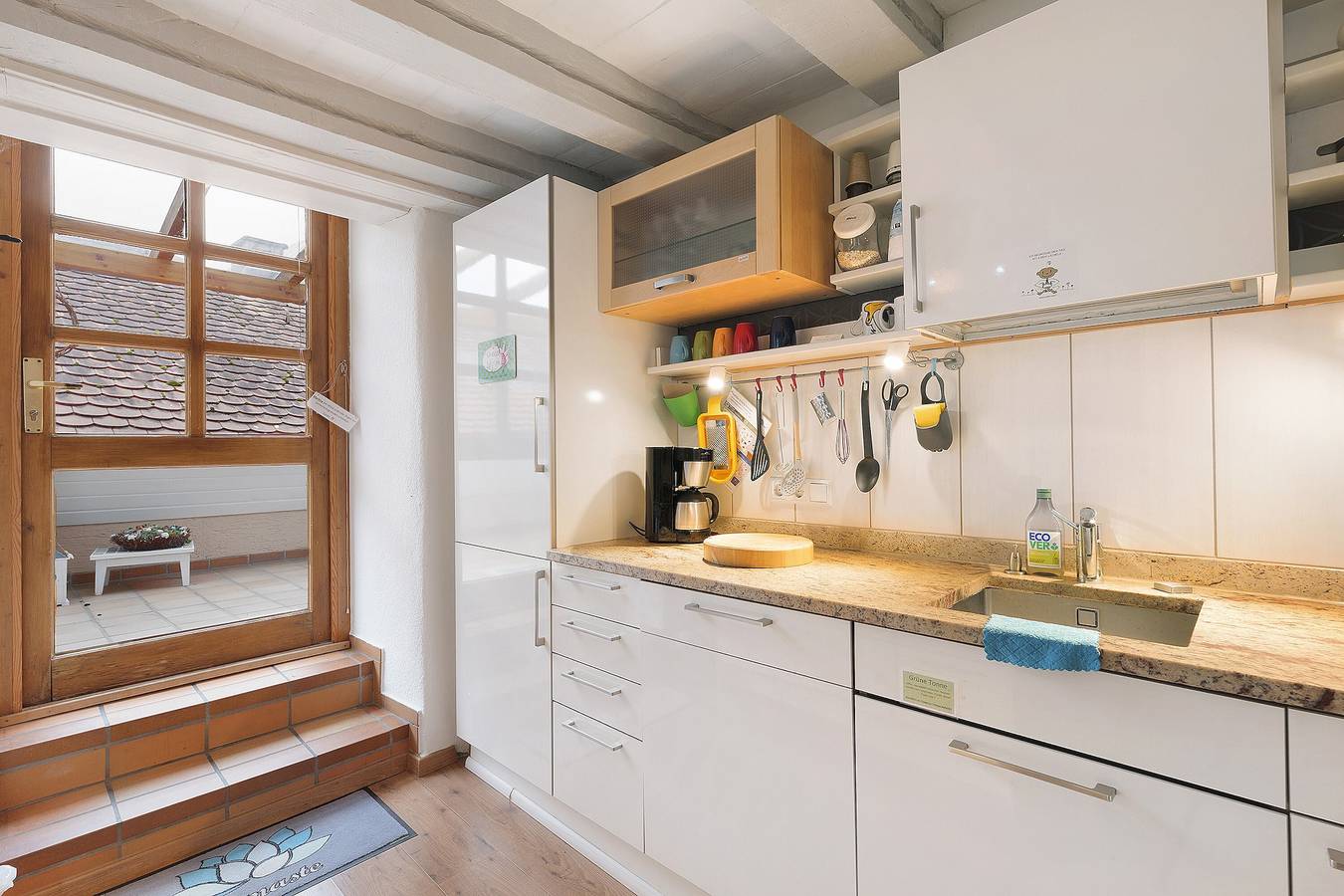 Geheel appartement, Appartement 'Rose Pere' met privéterras en wifi in Sinsheim, Kraichgau