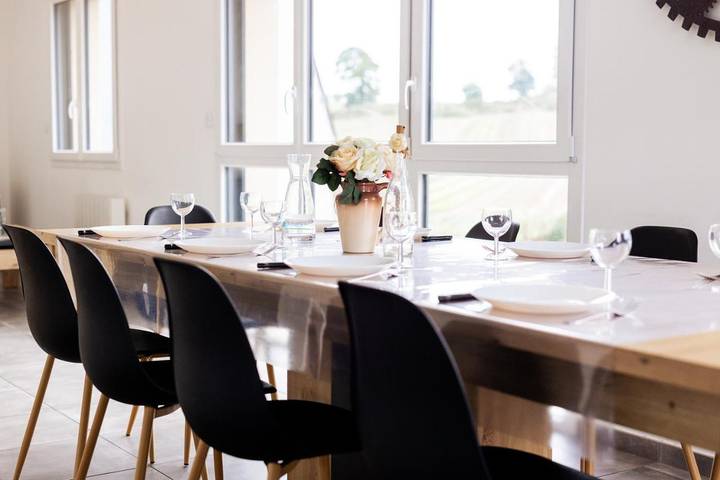 Location de vacances pour 4 personnes, avec jardin, animaux acceptés à Baguer-Pican - 2