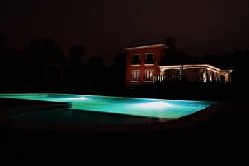 Cottage pour 19 personnes, avec jacuzzi et sauna ainsi que piscine et jardin à Vila Nova de Famalicão