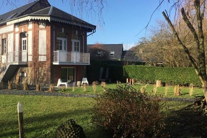 Gîte pour 3 personnes, avec jardin à Ganzeville