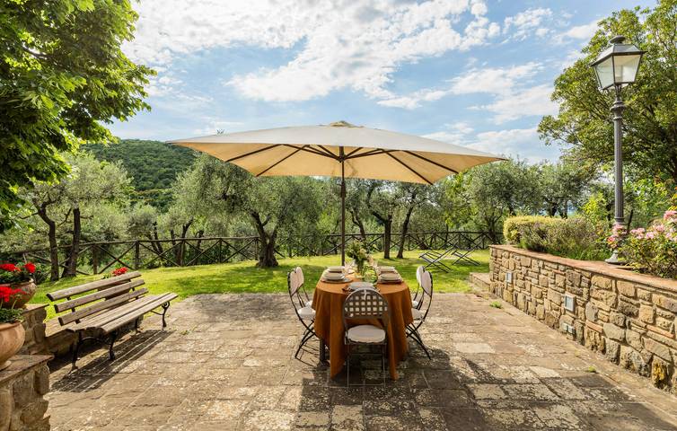 Geräumige Wohnung mit Pool, Parkplatz & WiFi in Arezzo, Arezzo Provinz