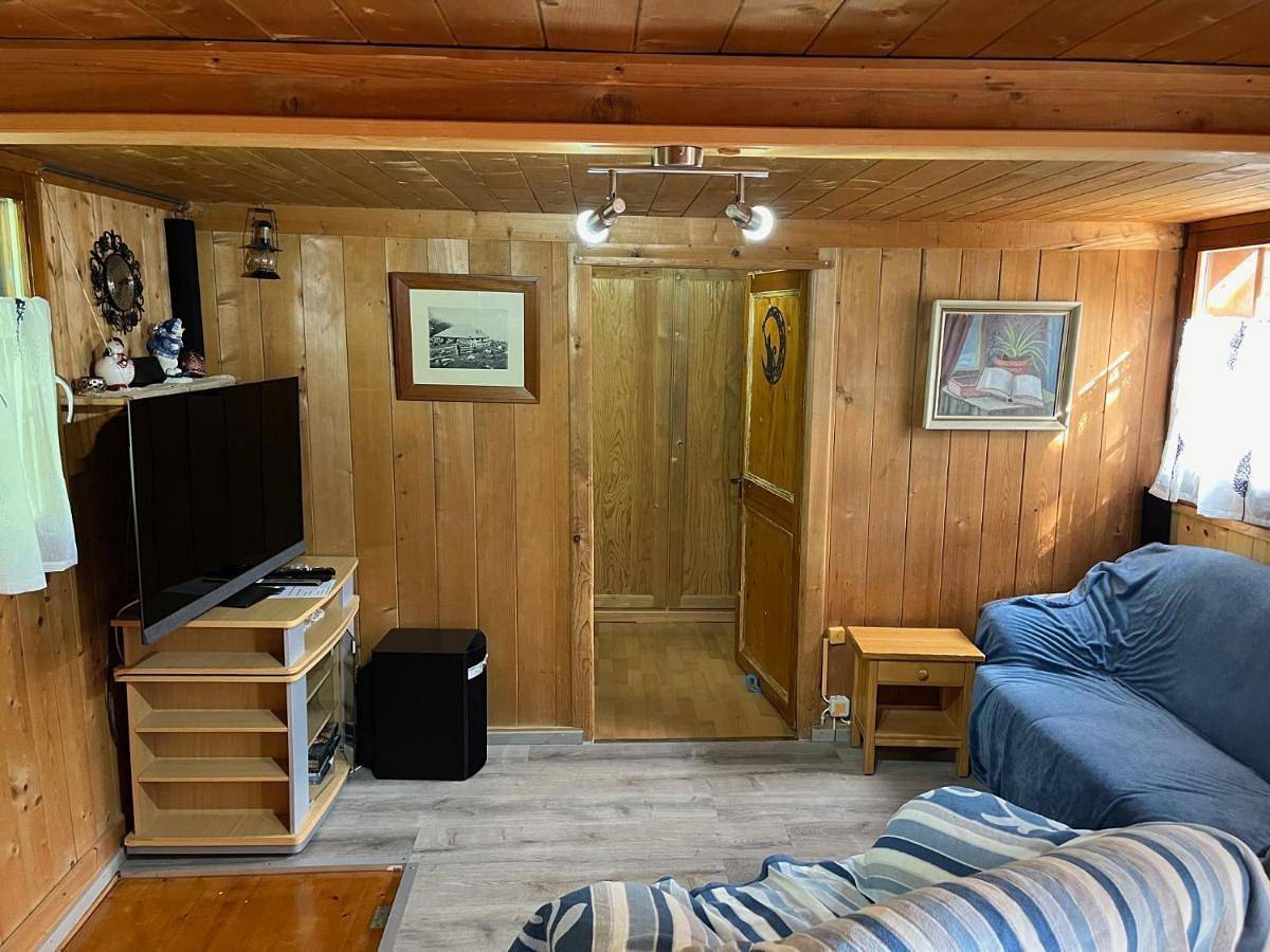 Charmant Petit Chalet 3 étoiles en Gruyère in Charmey, Val-de-Charmey
