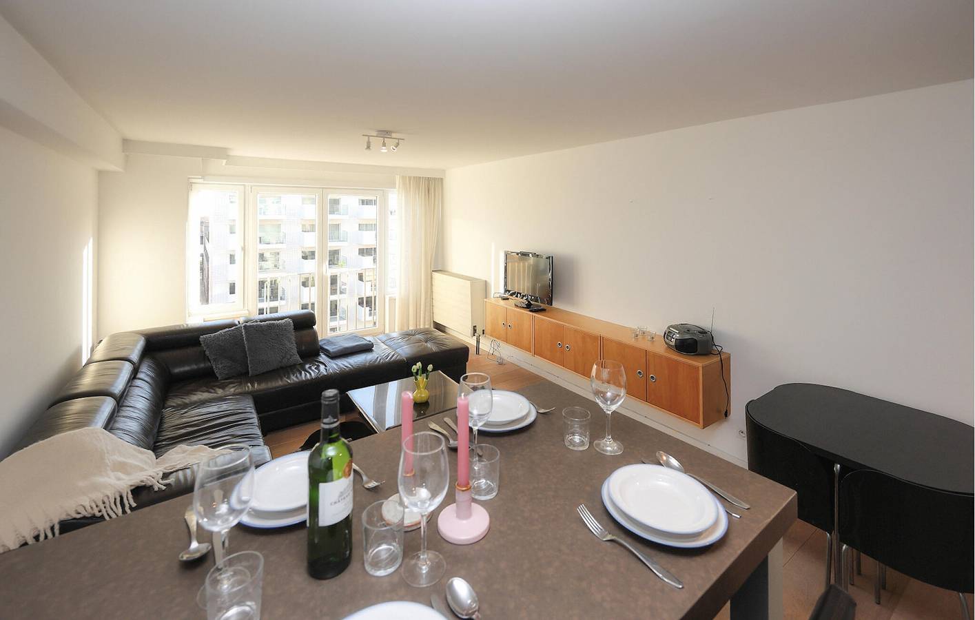 Entire holiday apartment, Holiday apartment for 7 people in Ostend city, Oostende