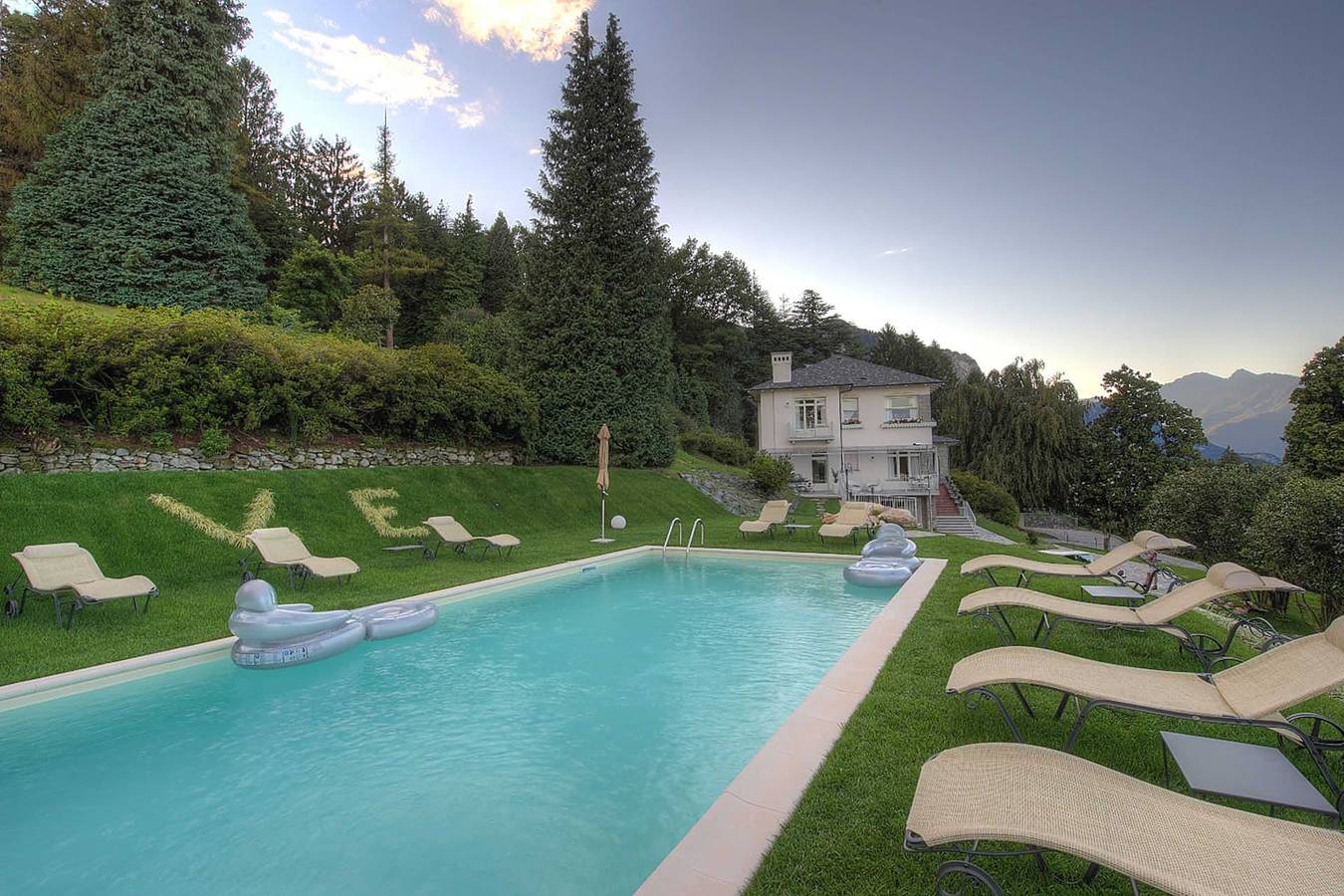 Villa für 10 Personen mit Garten in Baveno, Comune di Baveno