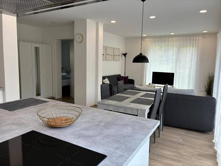 Ferienwohnung für 5 Personen, mit Terrasse und Garten sowie Ausblick in Waldstetten - 3