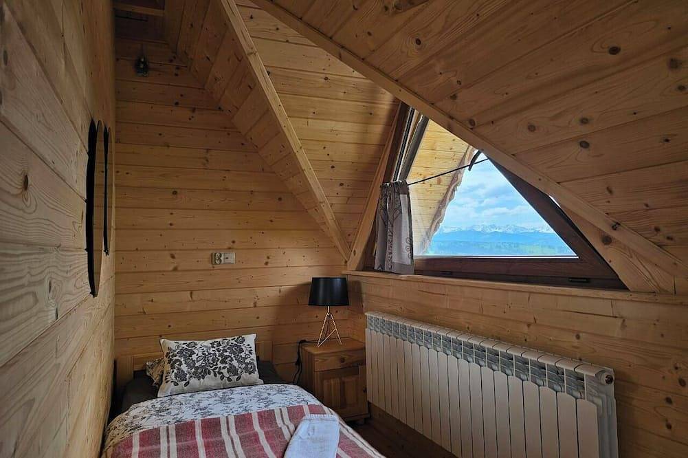 Mountain View Chalet with Hottub and Sauna — 20 Minutes to Zakopane! in Karpaten (Polen)