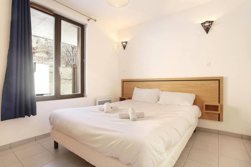 Appartement entier, Wifi, piscine, sauna, hammam, balcon, télévision, casier à ski, 25m², La Clusaz in La Clusaz, Région d'Annecy