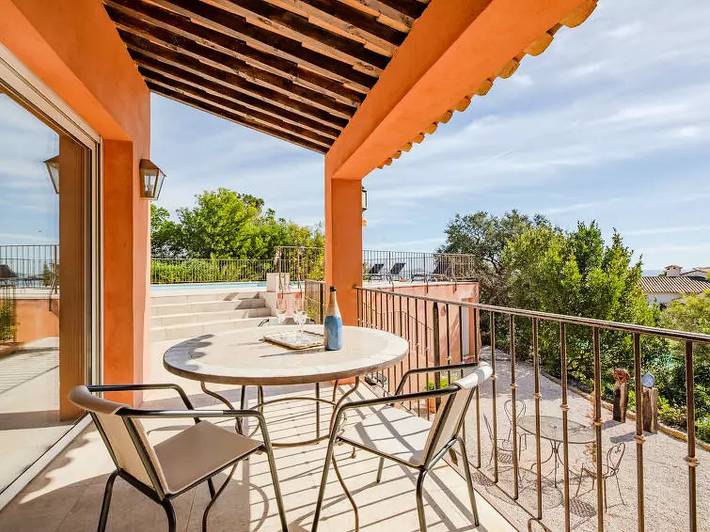 Villa pour 5 personnes, avec terrasse et piscine dans Saint-Aygulf - 4