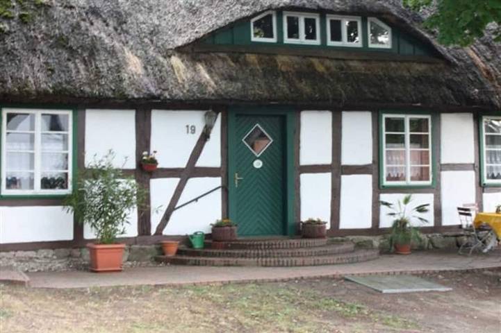 Cottage für 3 Personen, mit Balkon und Garten