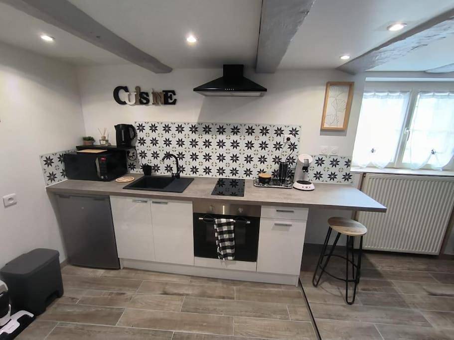 Appartement entier, La porte Bleue in Neuville-de-Poitou, Vienne (France)