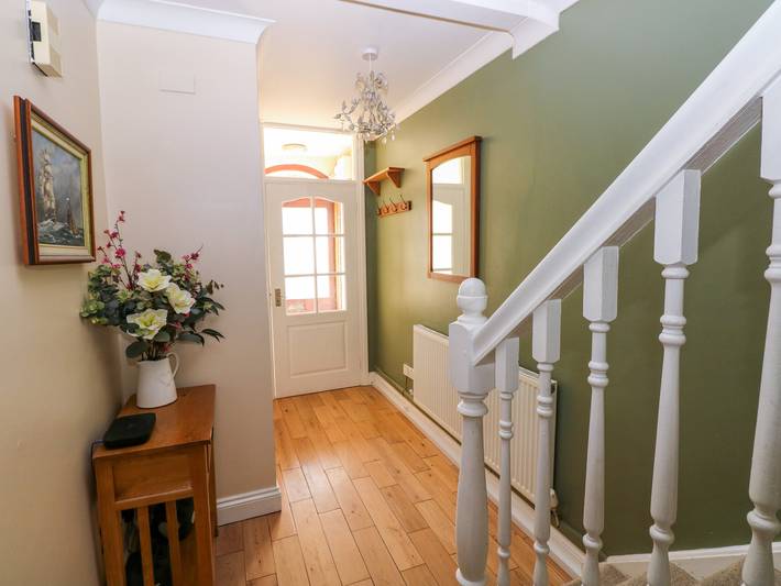 Gîte pour 8 personnes, avec jardin, animaux acceptés à Tenby - 4