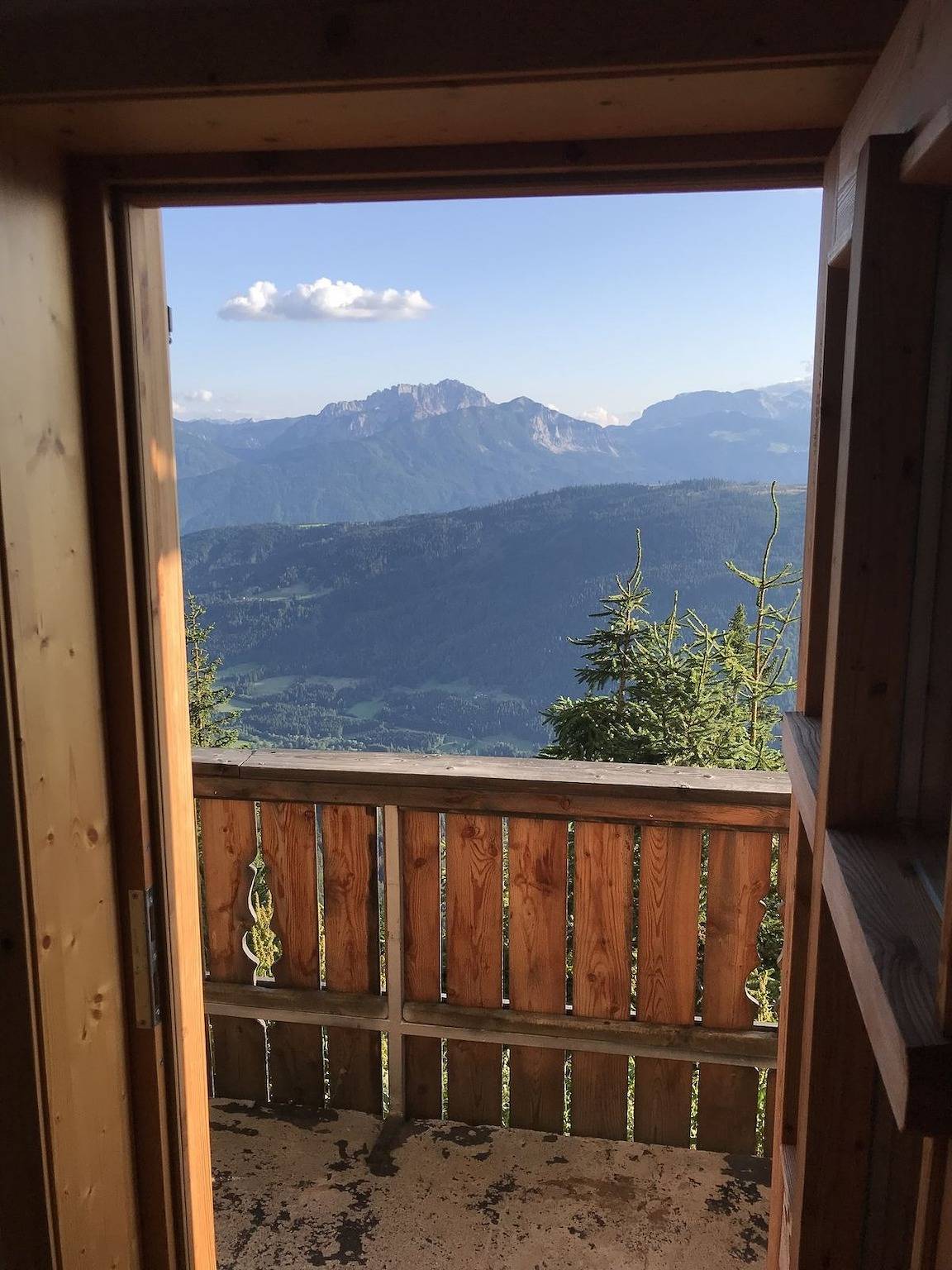 Lärchenhütte in Gailtaler Alpen, Gitschtal