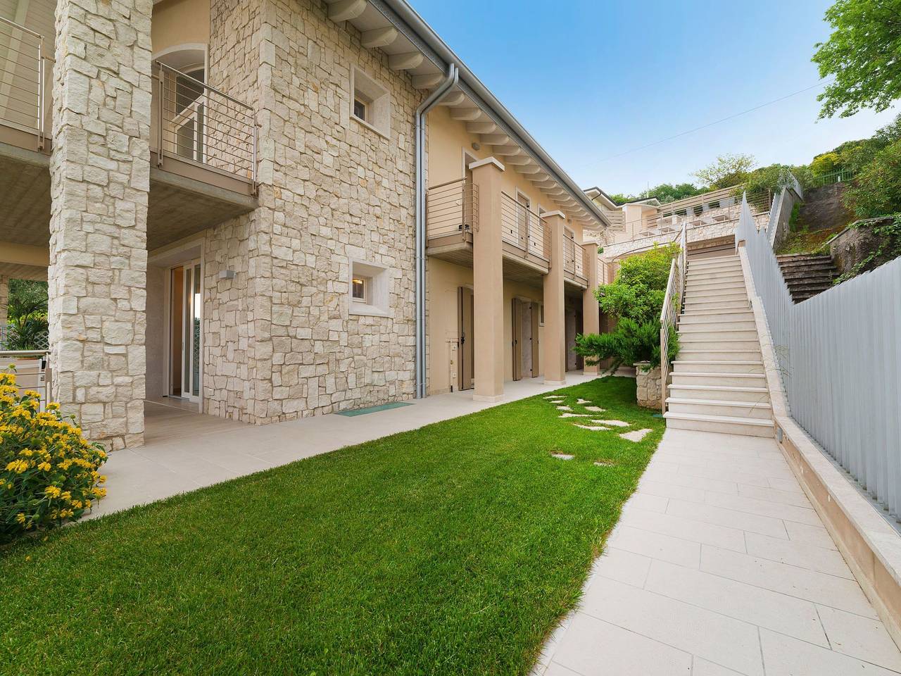 Ganze Wohnung, Flacher Sonnenaufgang in Torri del Benaco, Gardasee-Berge