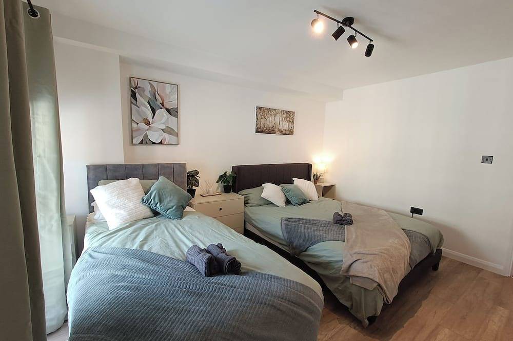 Geheel appartement, Brand New 2-Bedroom Apartment in the heart of Swindon Old Town - Sleeps 6 in Swindon, North Wessex Downs