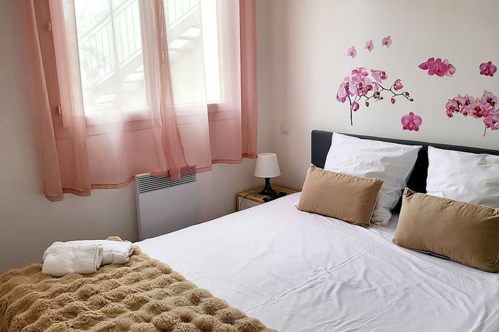 Gîte pour 9 personnes, avec piscine et jacuzzi à Linguizzetta - 2