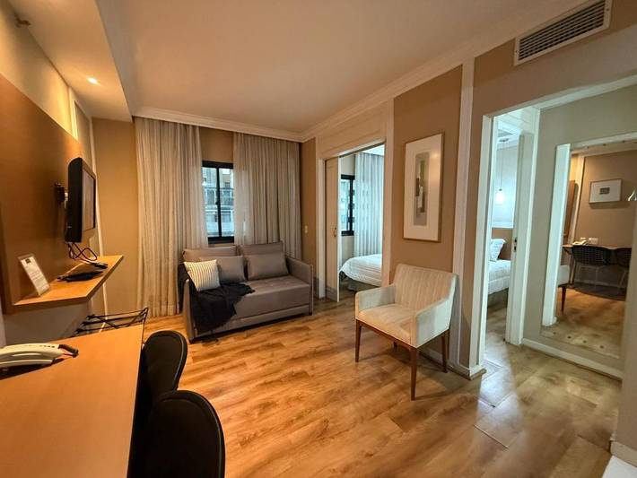 Hotel para 4 pessoas, com vista e sauna e ainda piscina and jardim em São Paulo