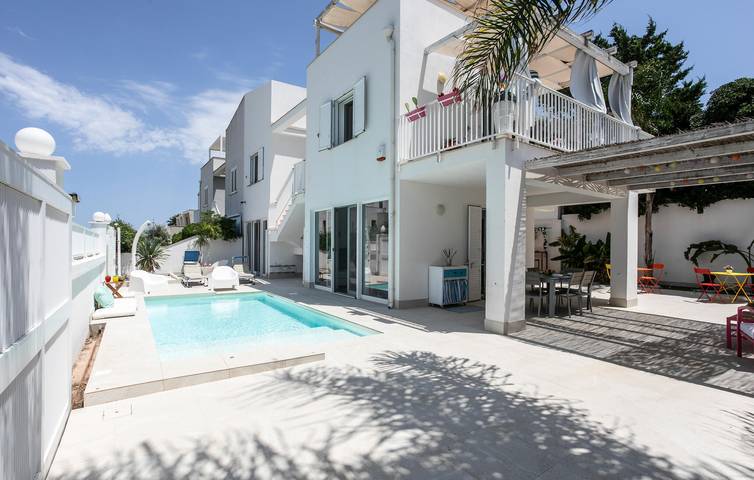 Maison de vacances pour 12 personnes, avec terrasse et piscine - 1
