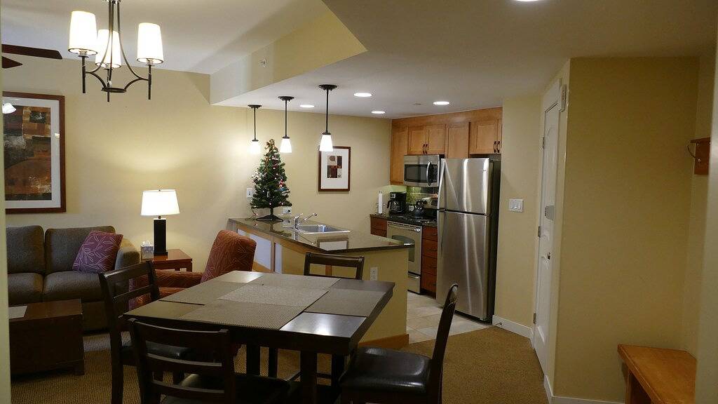 Ganze Wohnung, 5. Stock mit schöner Aussicht! Volle Küche! Tolle Bewertungen! Buchen Sie mehr und sparen Sie! in Winter Park, Arapaho and Roosevelt National Forests