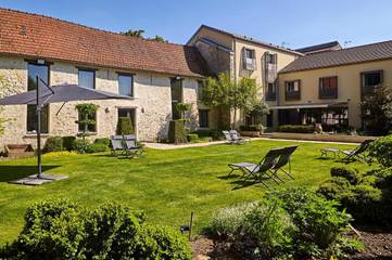 Chambre d’hôte pour 2 personnes, avec jardin et vue dans Aéroport Paris-Charles de Gaulle