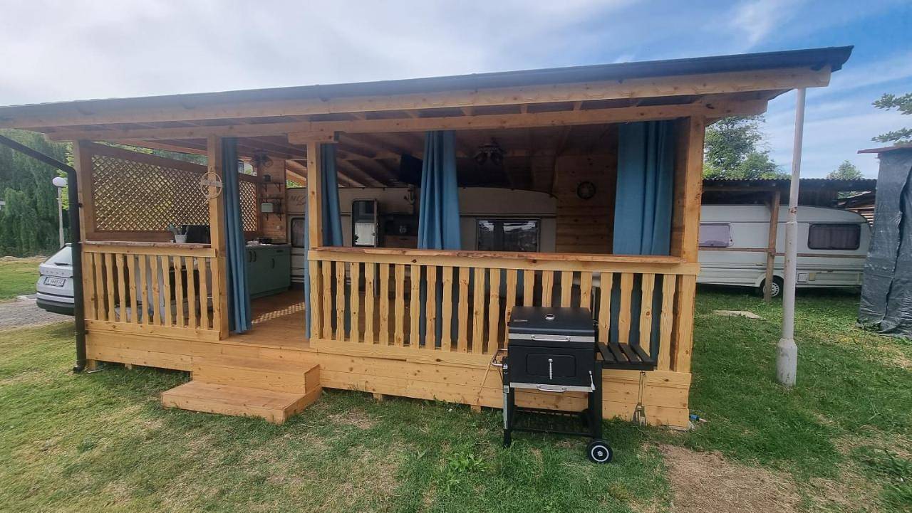 Caravan in Zlatna Ribka, Chernomorets