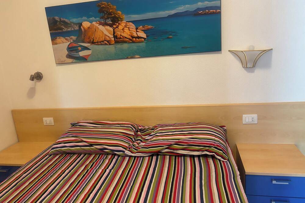 Appartamento intero, Appartamento a 30 metri dalla spiaggia \nle rose marine in Trinità d'Agultu e Vignola, Olbia-Tempio