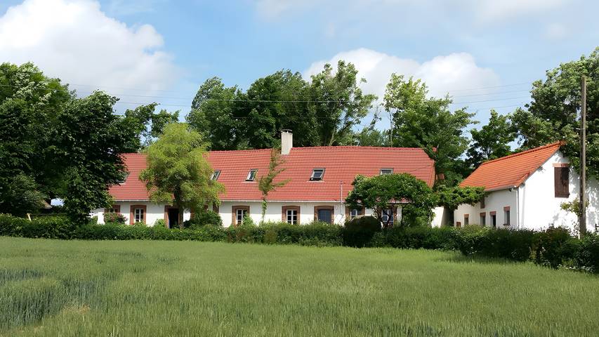 Holiday Home 'Gîte Du Catelet - 2 Personnes' with Shared Terrace, Shared Garden and Wi-Fi in Boulogne-sur-Mer region