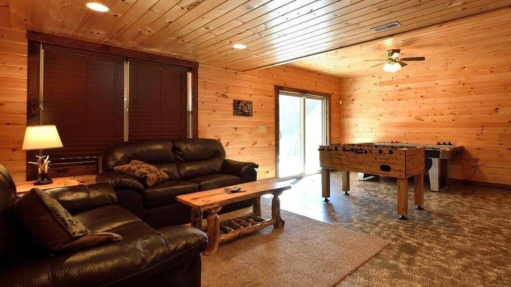 Kabine-Eigenes Badezimmer-Standard-Christine's Chalet in Hocking County