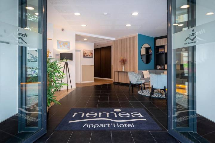 Appart’hôtel pour 4 personnes, avec terrasse et piscine
