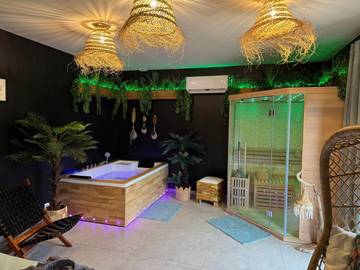 Location de vacances pour 2 personnes, avec sauna ainsi que jardin et jacuzzi à Étalondes