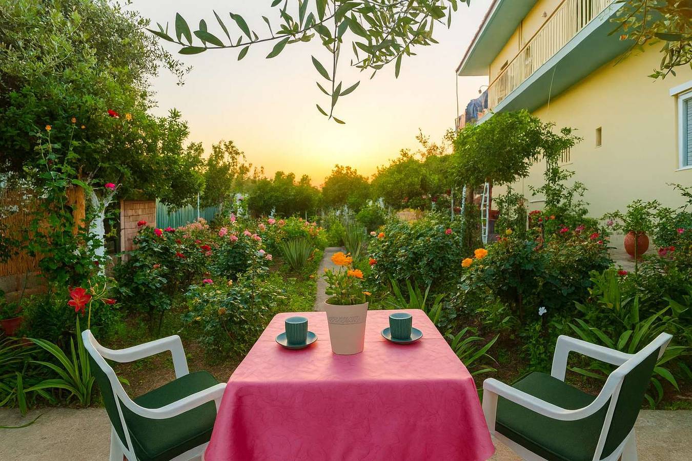 Ferienhaus für 2 Personen mit Garten in Kalamata, Messenien