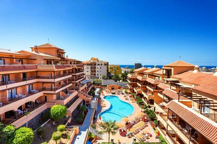 Apartahotel para 10 personas, con jardín en Los Cristianos