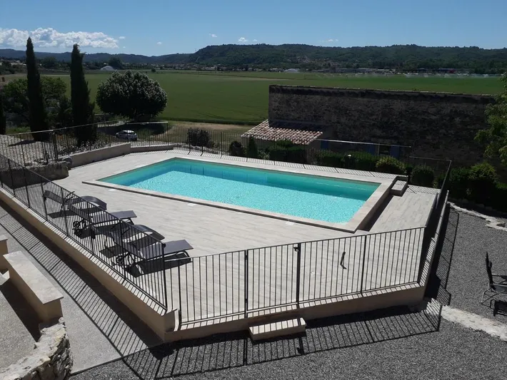 Apartamento de vacaciones para 2 personas, con piscina además de vistas y terraza - 1