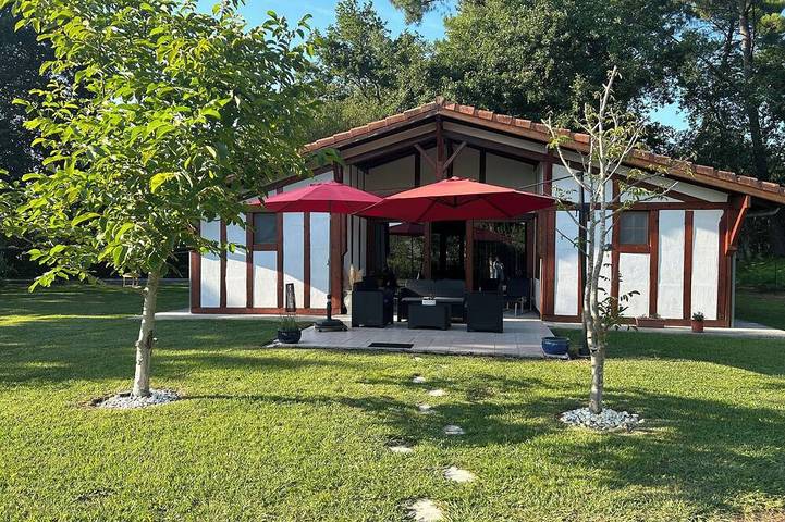 Gîte pour 6 personnes, avec jardin et terrasse, animaux acceptés