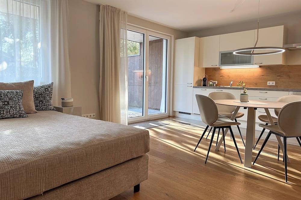 Ganze Wohnung, \"One\" - Premium Apartments Seekirchen, exklusiver Flair, Terrasse in Seekirchen am Wallersee, Bezirk Salzburg-Umgebung