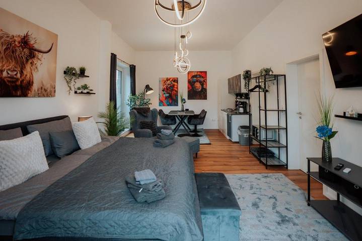 Ferienwohnung für 2 Personen, mit Balkon und Terrasse sowie Garten