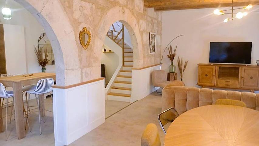Villa pour 4 personnes, avec jacuzzi et terrasse
