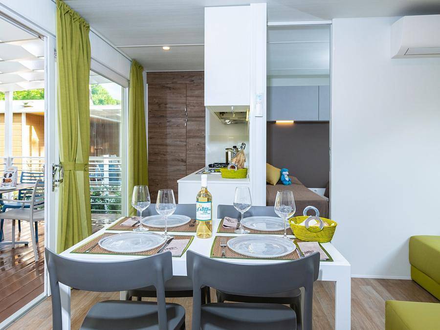 Camping Village Baia Azzurra - Bungalow 4 personen - Bungalow Fashion D in Castiglione della Pescaia, Grosseto Provinz