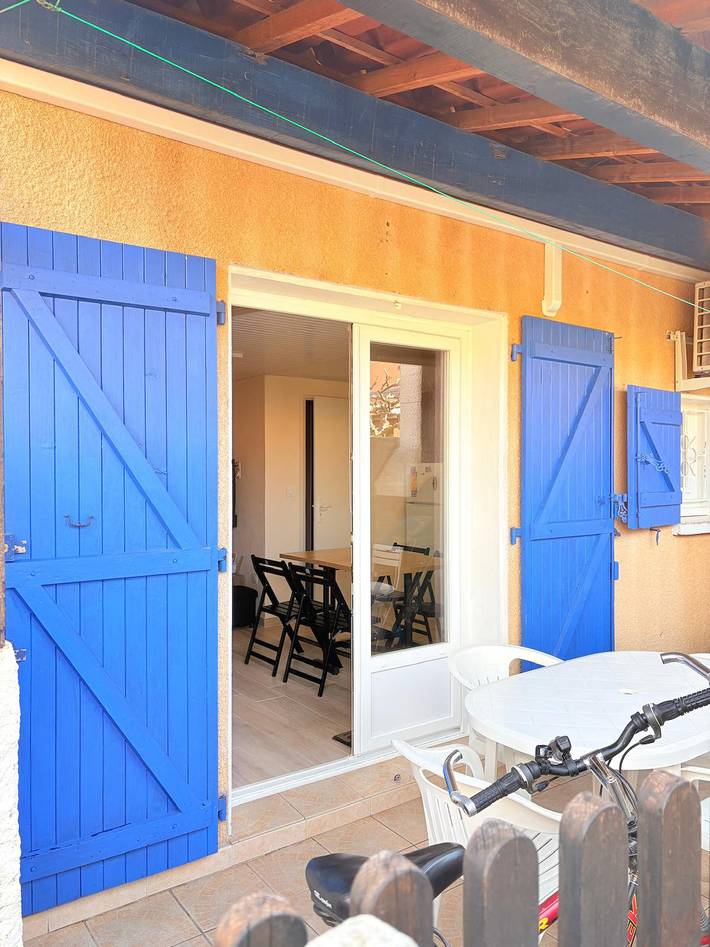 Appartement de vacances pour 4 personnes, avec terrasse et jardin