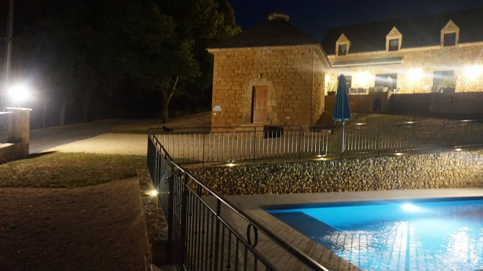 Gite Pigeonnier, piscine chauffée privée Sarlat-Rocamadour in Prats-de-Carlux, Périgord Noir