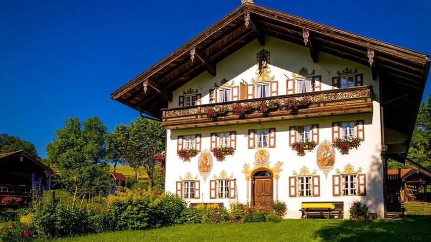 Ferienwohnung für 2 Personen, mit Garten und Balkon, kinderfreundlich in Samerberg