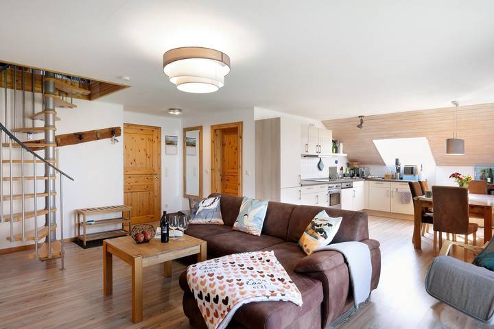 Ganze Wohnung, Ferienwohnung 'Watt'nblick' mit Meerblick, Strandkorb und Wifi in Langeneß, Halligen